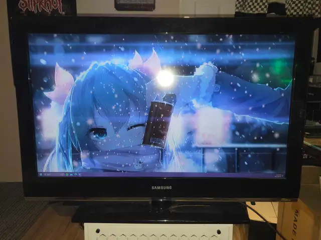 42" Samsung 1080p tv in TVs in Stratford - Image 2
