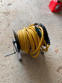 Water Fed Hose Reel With 100' of 3/8" Hose