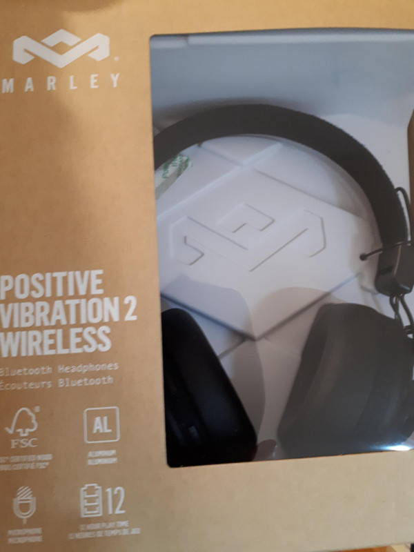 House of Marley Positive Vibration 2 On-Ear Bluetooth Headphones in Headphones in Oakville / Halton Region - Image 3