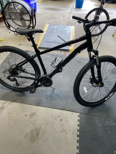 Norco storm 7.4 M mountain bike , View more