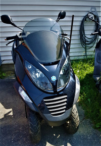 2007 Piaggio MP3 - 250cc  3 Wheeler