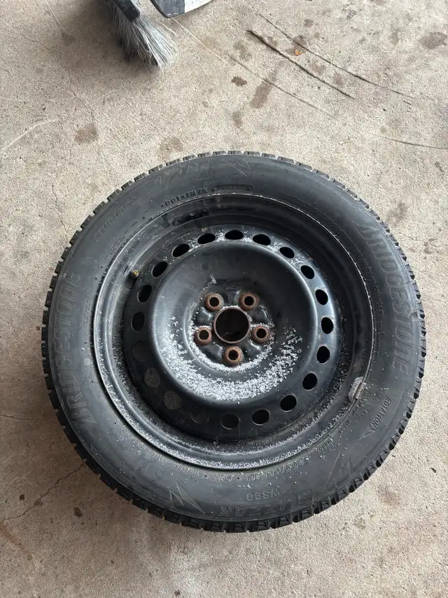 WINTER WHEELS 215/65/16 in Tires & Rims in Peterborough - Image 3