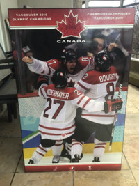 SIDNEY CROSBY celebrating the GOLDEN GOAL … OLYMPICS, Feb 2010