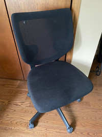 Rolling office chair 