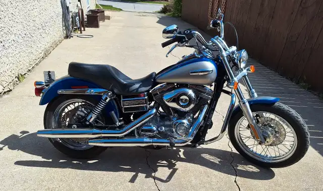 2009 Harley Davidson Super Glide Custom. Safetied in Street, Cruisers & Choppers in Winnipeg - Image 4