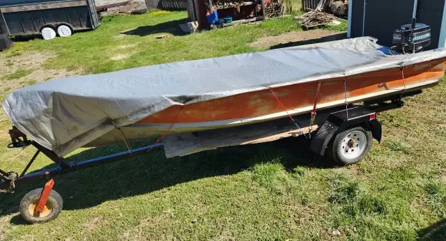 1979 Vanguard Aluminum Fishing Boat in Powerboats & Motorboats in Swift Current - Image 11