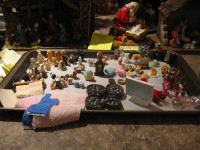 CRAFTING PIECES - DIORAMA - DOLL HOUSE . TRAY FULL. 1 PRICE ALL