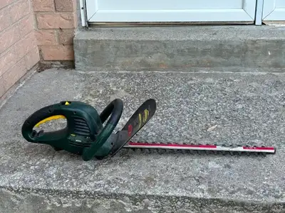 Yardworks Brand 18" Electric Hedge Clipper, View more
