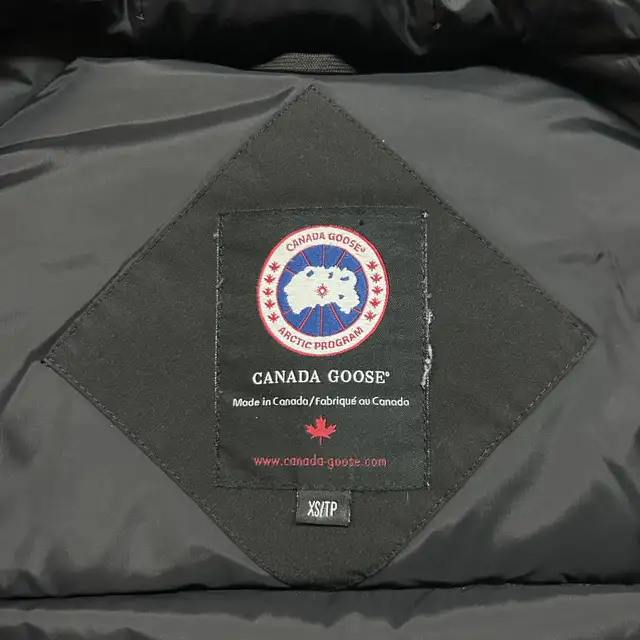 Canada Goose Chilliwack Bomber in Men's in Chatham-Kent - Image 6