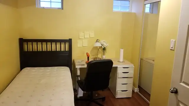 Basement room available  in Room Rentals & Roommates in City of Toronto - Image 2