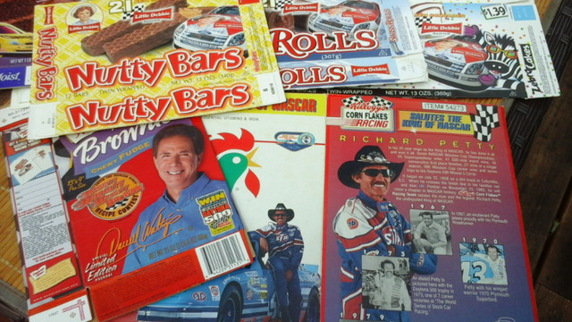 Nascar Oddball Items (U.S. Kellogg's, Nabisco cereal boxes, etc) in Arts & Collectibles in Bedford - Image 3