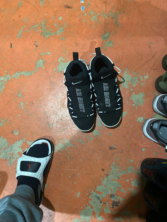 Jordan’s Nikes RETROS ONLY  (MENS SIZE 11-12) in Men's Shoes in Sarnia - Image 4