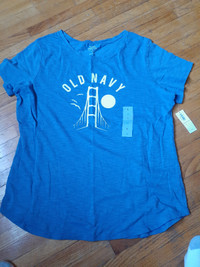 2 BRAND NEW Womens Old Navy Large Tshirts