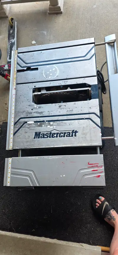 Mastercraft 10" table saw with sliding table. Hawkeye Laser