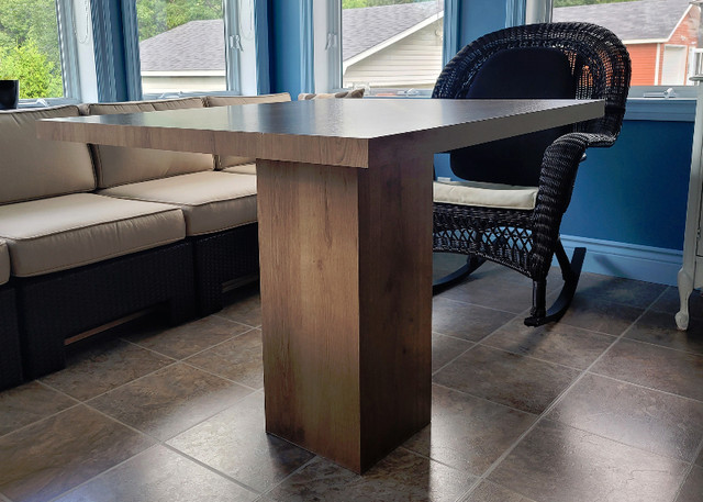 TABLE ET PIED DE TABLE NEUFS dans Mobilier de salle à manger et cuisine  à Sherbrooke - Image 2