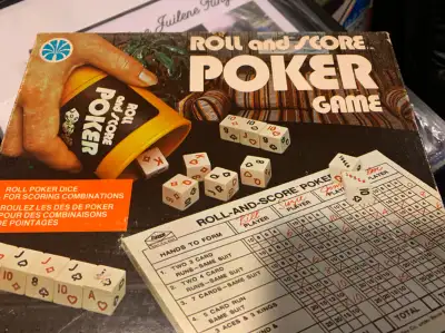 Roll & Score Poker