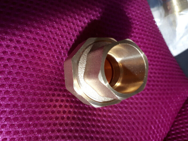 PLUMBING **NEW** Copper to Copper 3/4" BRASS Union Slip Joint in Plumbing, Sinks, Toilets & Showers in Kawartha Lakes - Image 3