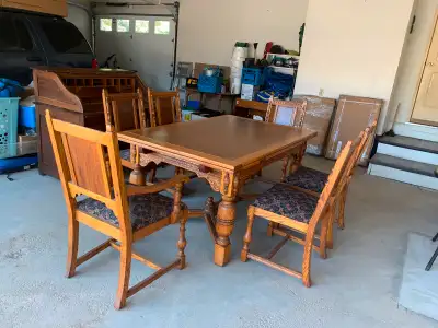 * REDUCED - MUST SELL* ANTIQUE OAK WOOD DINING TABLE + 6 CHAIRS, View more