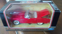 Motormax Die-Cast Red '56 Ford Thunderbird, 1:24, NIB