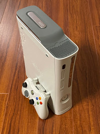 Refurbished XBOX 360 with controller, power supply