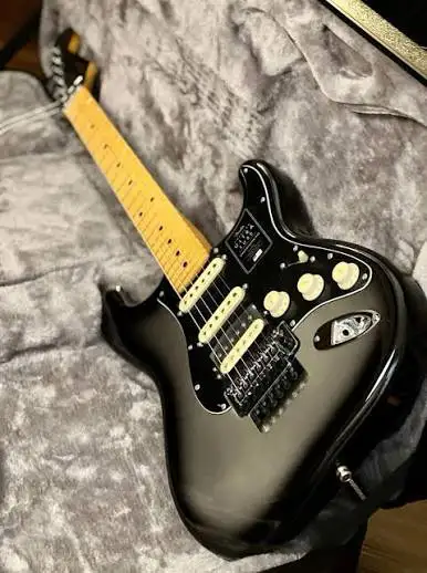 Fender Ultra luxe HSS Floyd Rose Stratocaster, View more
