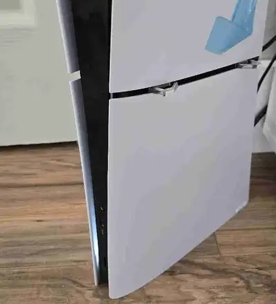 Sony PlayStation 5 avec accessoires, View more
