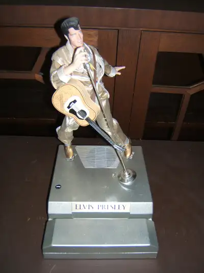 Limited edition animatronic Elvis Presley telephone, View more