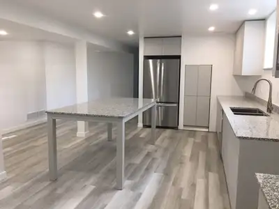 BEAUTIFUL MODERN APARTMENT CENTRALLY LOCATED IN THE  CITY