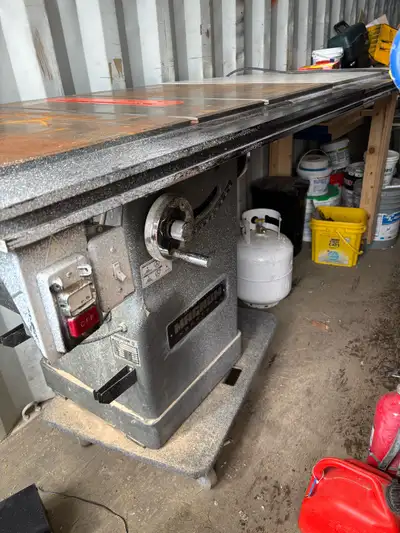 Magnum Industrial table saw with delta 52” unifence and spare original magnum fence assembly First c...