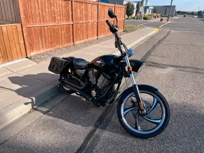 106 cubic inch Well maintained with regular maintenance done Never been in a wreck or layed over Com...