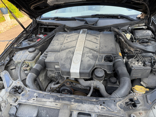 Mercedes CLK 2003 2 dr automatic  in Cars & Trucks in Mississauga / Peel Region - Image 2