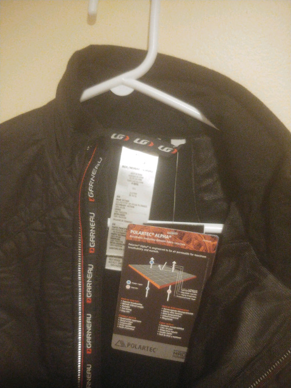 Mens Garneau insulated cycling vest small black  in Men's in Kitchener / Waterloo - Image 2