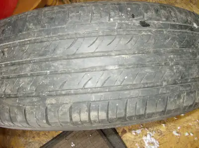 One Genestys 215 65 16 98H tire, treadwear rated 420, 7/32nd of remaining tread. No plugs or patches...