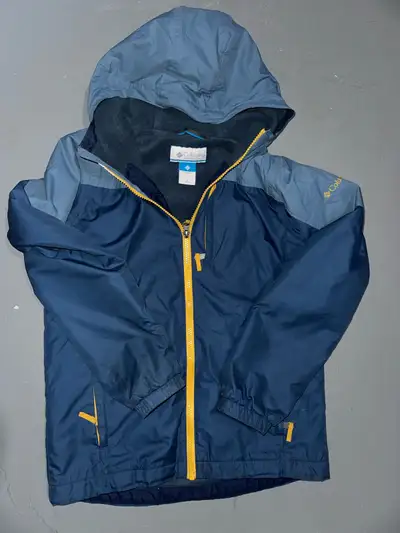Columbia fall jacket size 10/12, View more