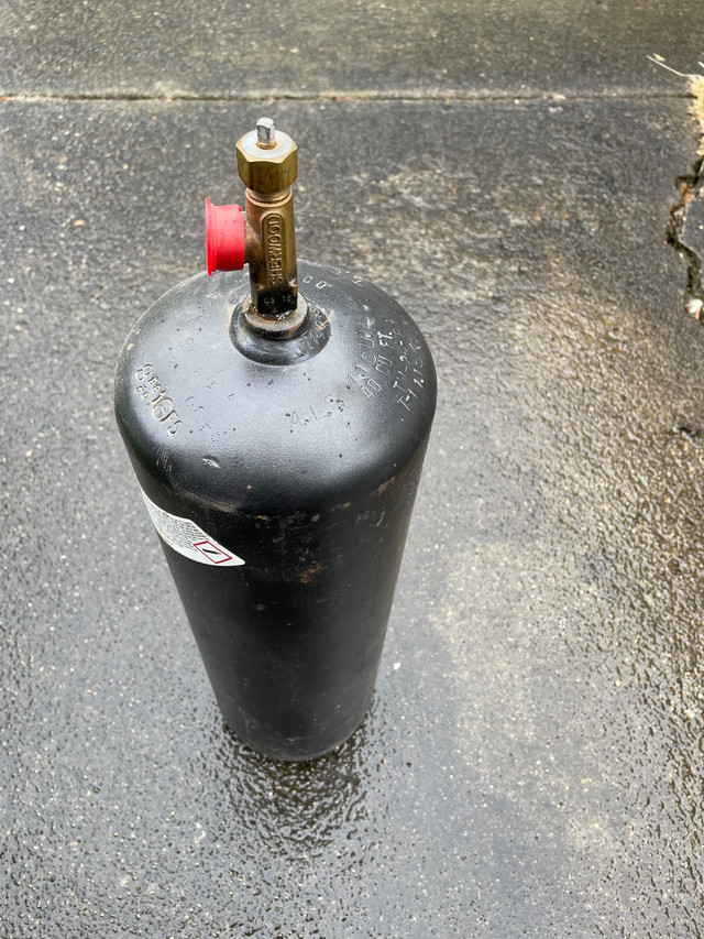 Acetylene B tank in Other in Abbotsford