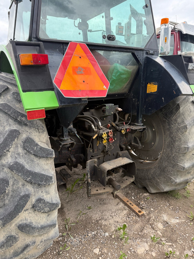 Loader tractor  in Farming Equipment in Red Deer - Image 2
