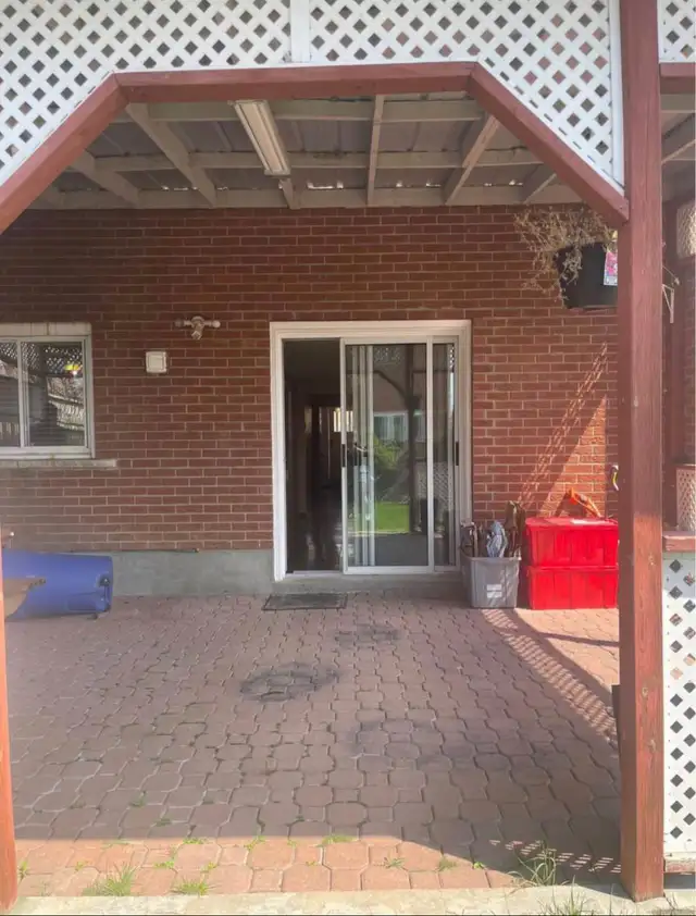 Walkout Basement for Rent in Long Term Rentals in Mississauga / Peel Region - Image 9