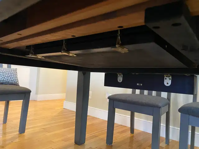 Dining Room Table with 4 Chairs and Bench in Dining Tables & Sets in Dartmouth - Image 7