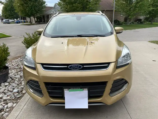 2015 Ford Escape Titanium 2L AWD Automatic 577858230939832327
