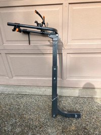 Hitch mounted bike rack