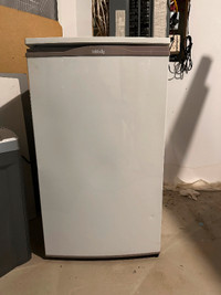 petit refrigerateur in Longueuil / South Shore - Kijiji Canada