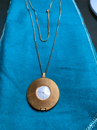 Vintage Seiko Necklace Pendant Watch Gold Tone Round White Dial
