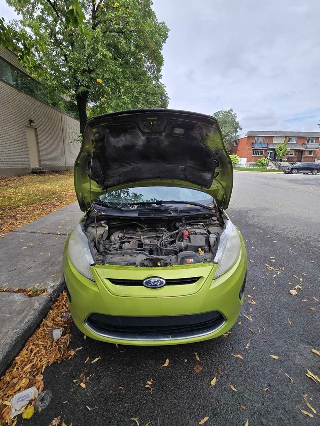 Belle Ford fiesta 2012 auto 225k auto tt électrique mec A1 — photo 2