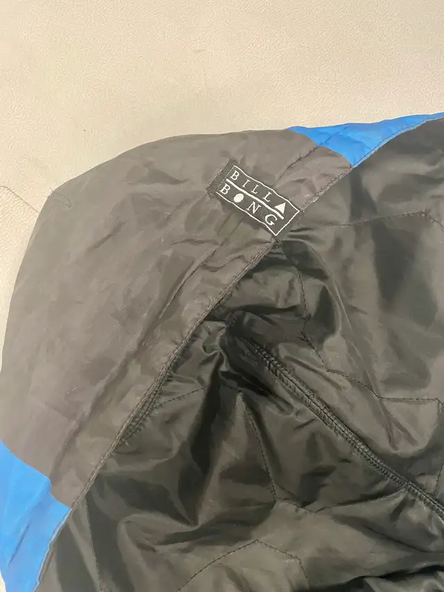 Boys Winter Jacket in Kids & Youth in Calgary - Image 5