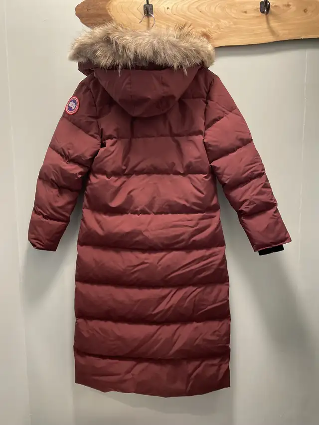 Canada Goose Mystique Parka in Women's - Tops & Outerwear in Ottawa - Image 3
