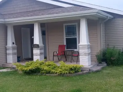 Modern Craftsman style family home. Quiet closed neighborhood. Schools (Kinkora or Summerside). Snow...