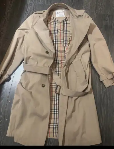 Men’s Vintage London Fog Trench Coat Large, View more