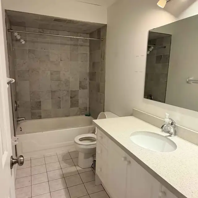 3+1 Bed Townhouse for Rent by Humberline Etobicoke in Long Term Rentals in City of Toronto - Image 10