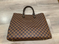Louis Vuitton knockoff purse/ tote bag