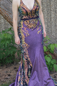 Purple Graduation Gown size 10-12